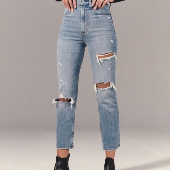 Abercrombie & Fitch Denim - Abercrombie & Fitch The Ankle Straight Ultra High Rise‎ Jeans Distressed 27 4R